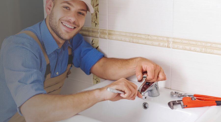 Local annual plumbing maintenance in Roselle, IL